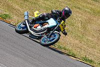 anglesey-no-limits-trackday;anglesey-photographs;anglesey-trackday-photographs;enduro-digital-images;event-digital-images;eventdigitalimages;no-limits-trackdays;peter-wileman-photography;racing-digital-images;trac-mon;trackday-digital-images;trackday-photos;ty-croes